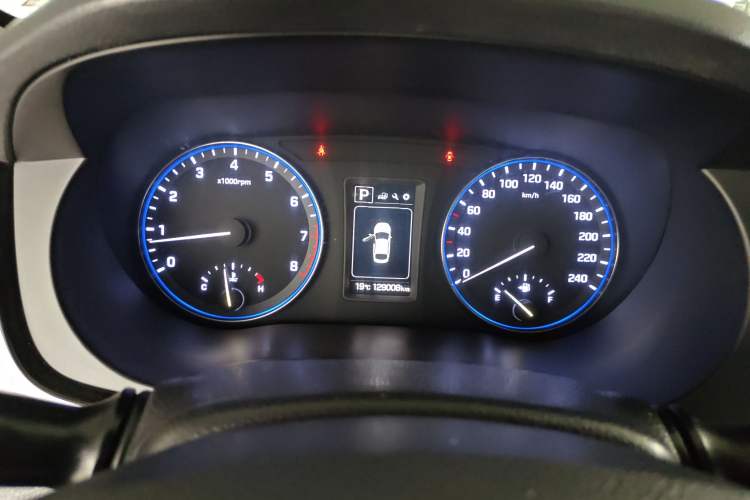 Used Hyundai Mistra 2016 1.8L Automatic Smart GLS Instrument Cluster