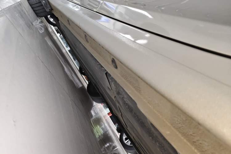 Used Hyundai Mistra 2016 1.8L Automatic Smart GLS Left Side Sill