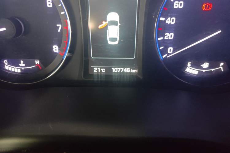 Used Hyundai Mistra 2016 1.8L Automatic Deluxe DLX Model Odometer Close Up