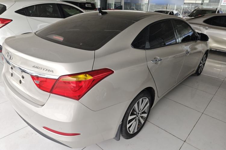 Used Hyundai Mistra 2016 1.8L Automatic Smart GLS Rear Right 45 Deg