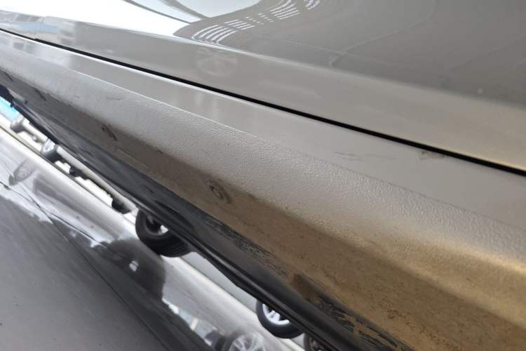 Used Hyundai Mistra 2016 1.8L Automatic Smart GLS Right Side Sill