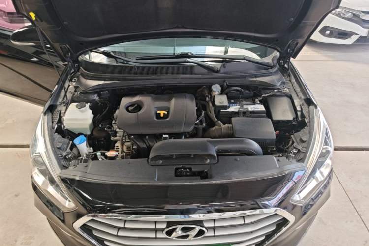 Used Hyundai Mistra 2017 1.8L Automatic Smart GLS China V Standard Engine Bay
