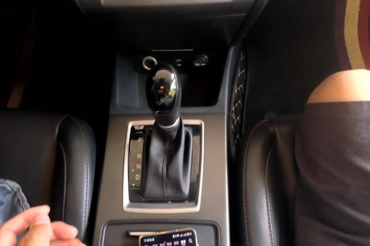 Used Hyundai Mistra 2017 1.8L Automatic Deluxe DLX Model China V Emission Standard Gear Lever