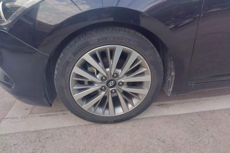 Used Hyundai Mistra 2017 1.8L Automatic Smart GLS China V Standard Left Front Wheel Hub