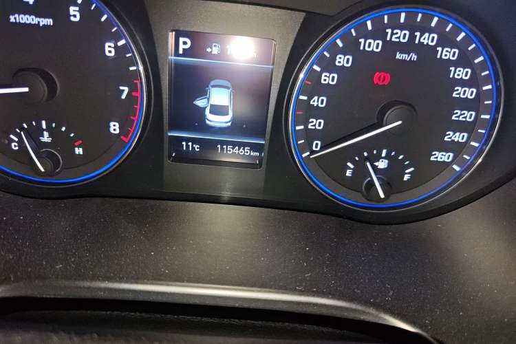 Used Hyundai Mistra 2017 1.6T Automatic Smart GLS China V Standard Odometer Close Up