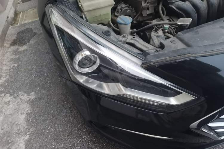 Used Hyundai Mistra 2017 1.8L Automatic Smart GLS China V Standard Right Front Headlight