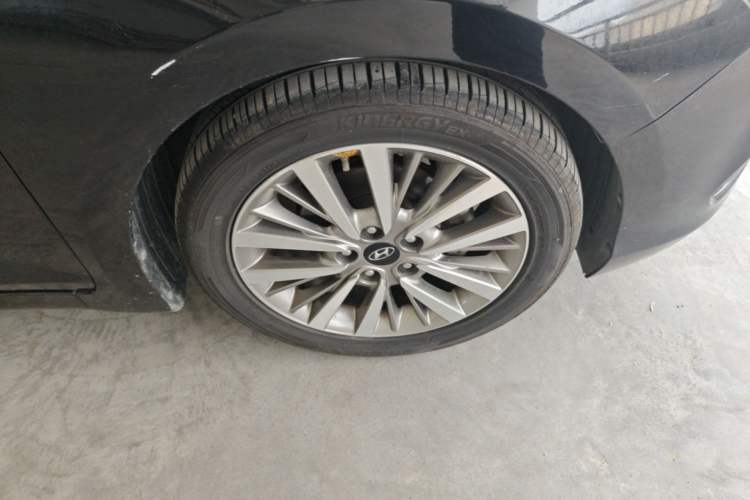 Used Hyundai Mistra 2017 1.8L Automatic Smart GLS China V Standard Right Front Wheel Hub