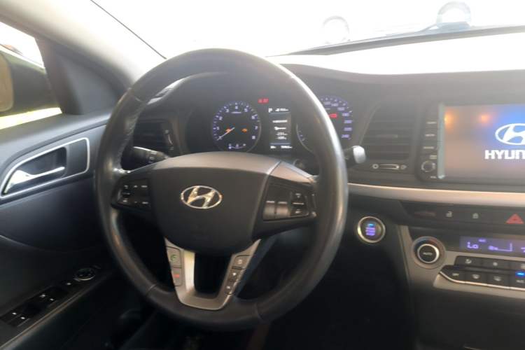 Used Hyundai Mistra 2017 1.8L Automatic Deluxe DLX Model China V Emission Standard Steering Wheel