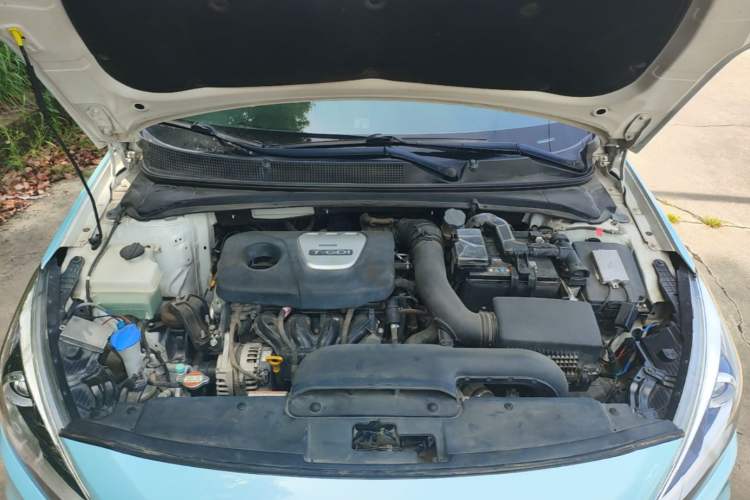 Used Hyundai Mistra 2017 1.6T Automatic Smart GLS China V Standard Engine Bay