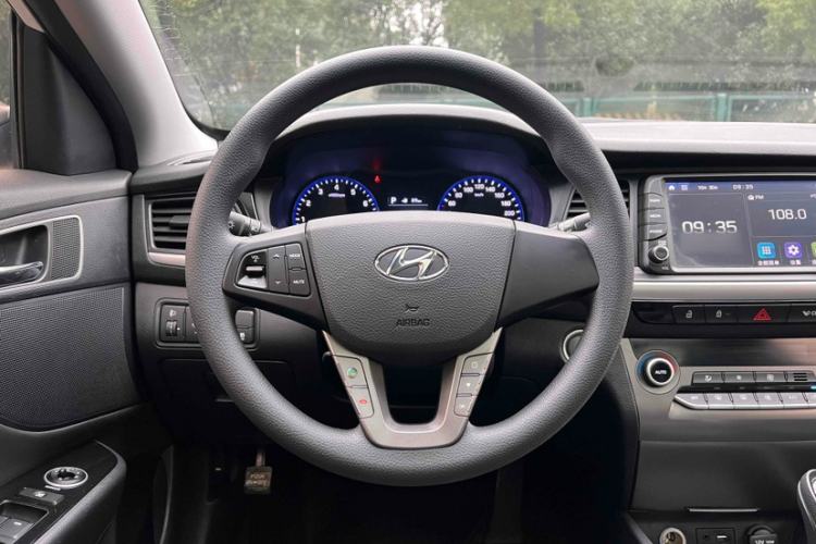Used Hyundai Mistra 2017 1.8L Automatic Smart GLS China V Standard Interior 2