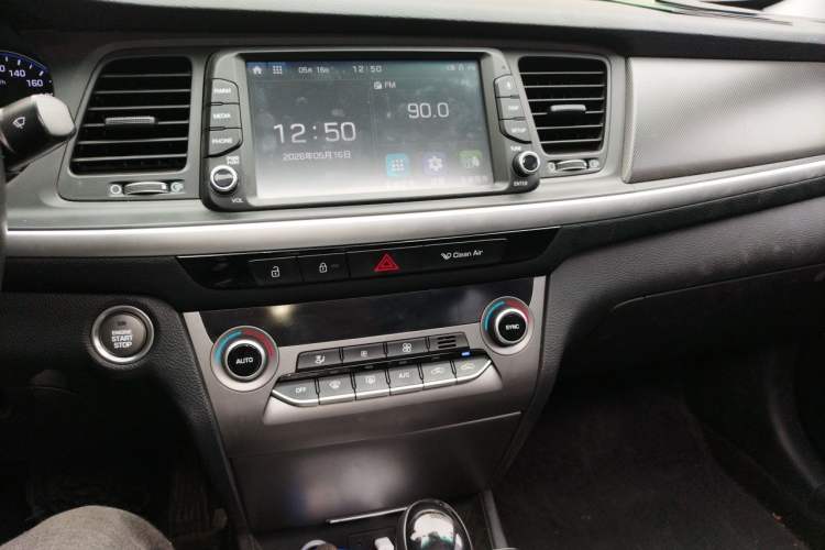 Used Hyundai Mistra 2017 1.8L Automatic Deluxe DLX Model China V Emission Standard Audio And AC Panel