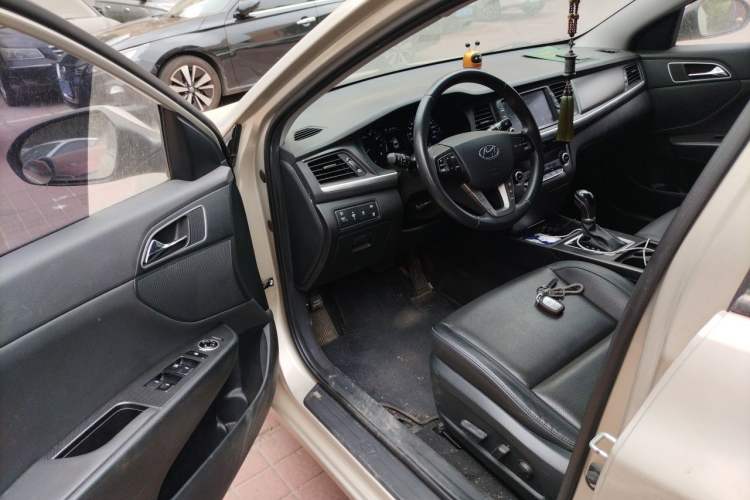 Used Hyundai Mistra 2017 1.8L Automatic Deluxe DLX Model China V Emission Standard Driver Seat