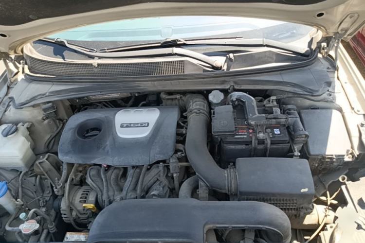 Used Hyundai Mistra 2017 1.6T Automatic Smart GLS China V Standard Engine Bay