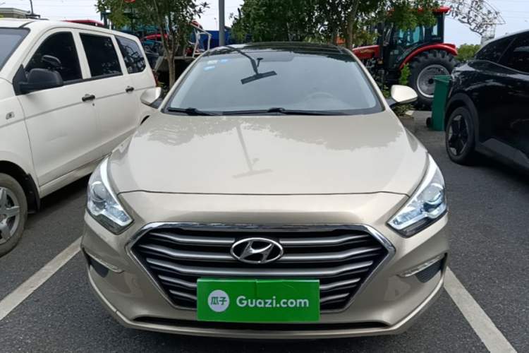 Used Hyundai Mistra 2017 1.8L Automatic Deluxe DLX Model China V Emission Standard Front