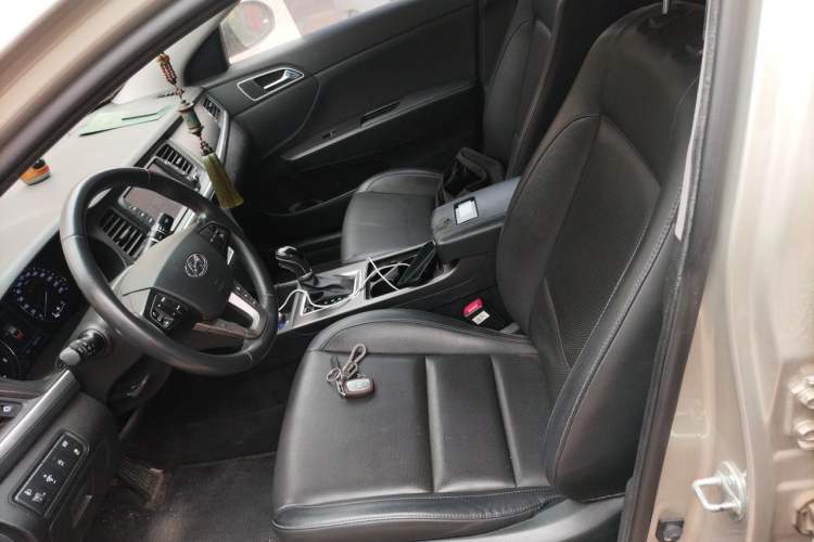 Used Hyundai Mistra 2017 1.8L Automatic Deluxe DLX Model China V Emission Standard Left Front Seat