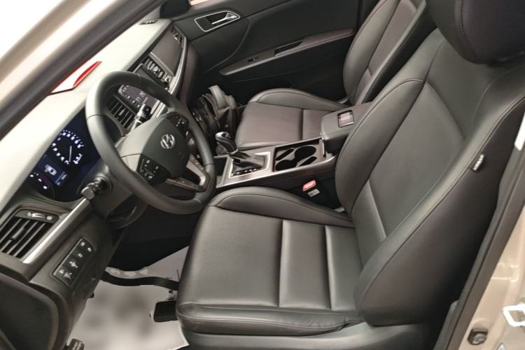 Used Hyundai Mistra 2017 1.8L Automatic Deluxe DLX Model China V Emission Standard Left Front Seat