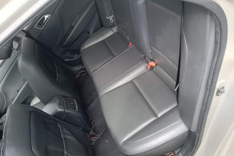 Used Hyundai Mistra 2017 1.8L Automatic Deluxe DLX Model China V Emission Standard Left Rear Seat
