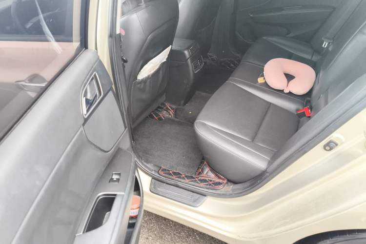 Used Hyundai Mistra 2017 1.8L Automatic Deluxe DLX Model China V Emission Standard Left Rear Seat
