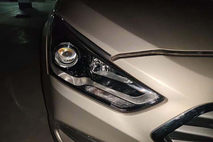 Used Hyundai Mistra 2017 1.8L Automatic Smart GLS China V Standard Right Front Headlight