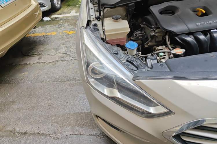 Used Hyundai Mistra 2017 1.8L Automatic Smart GLS China V Standard Right Front Headlight