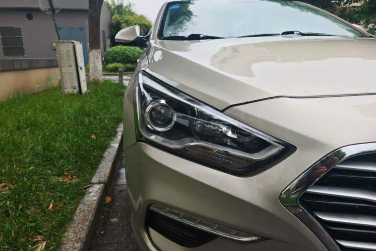 Used Hyundai Mistra 2017 1.8L Automatic Smart GLS China V Standard Right Front Headlight