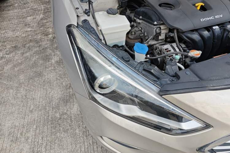 Used Hyundai Mistra 2017 1.8L Automatic Smart GLS China V Standard Right Front Headlight