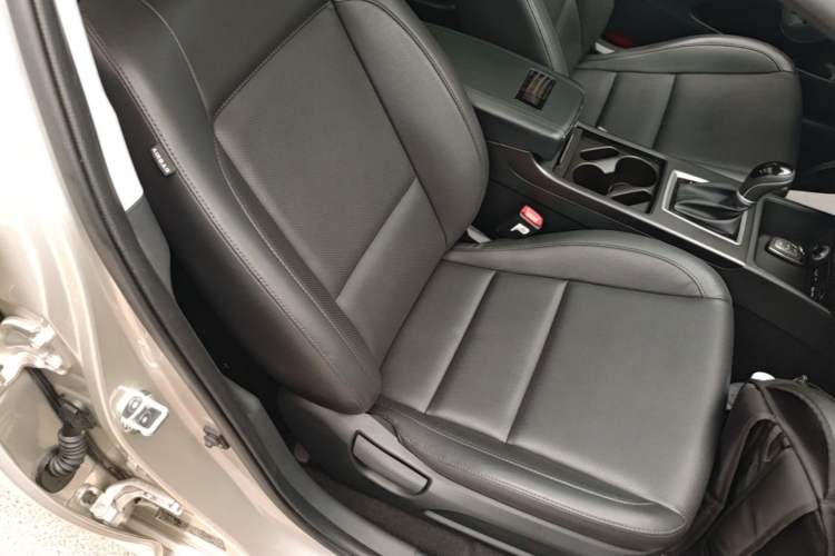 Used Hyundai Mistra 2017 1.8L Automatic Deluxe DLX Model China V Emission Standard Right Front Seat