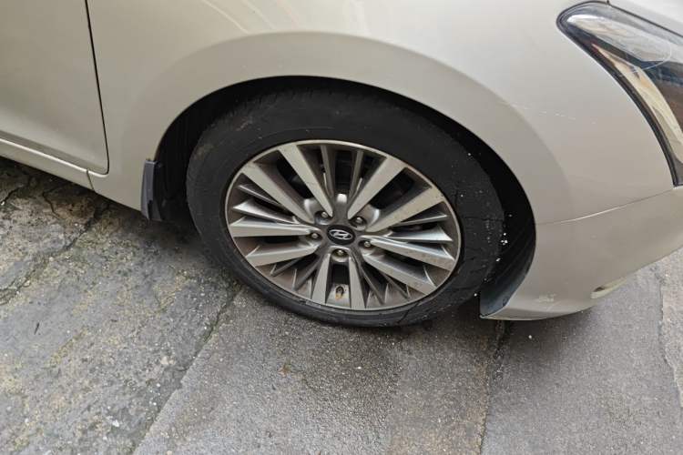 Used Hyundai Mistra 2017 1.8L Automatic Smart GLS China V Standard Right Front Wheel Hub