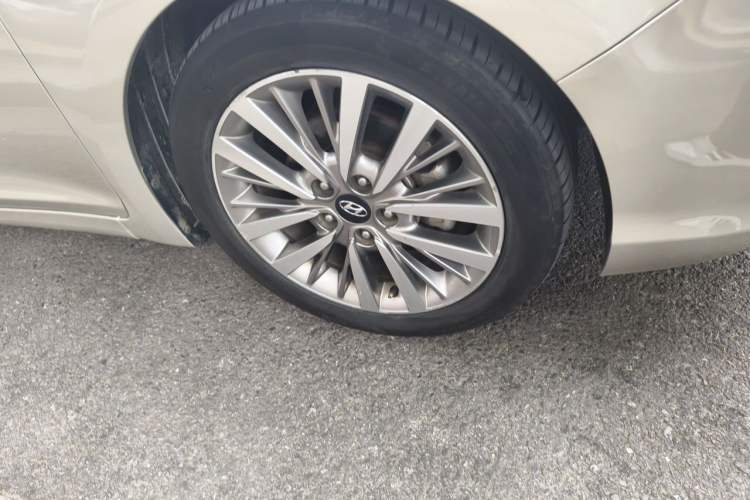 Used Hyundai Mistra 2017 1.8L Automatic Smart GLS China V Standard Right Front Wheel Hub
