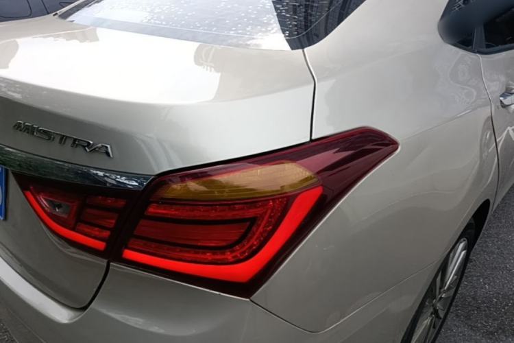 Used Hyundai Mistra 2017 1.8L Automatic Deluxe DLX Model China V Emission Standard Right Rear Taillight