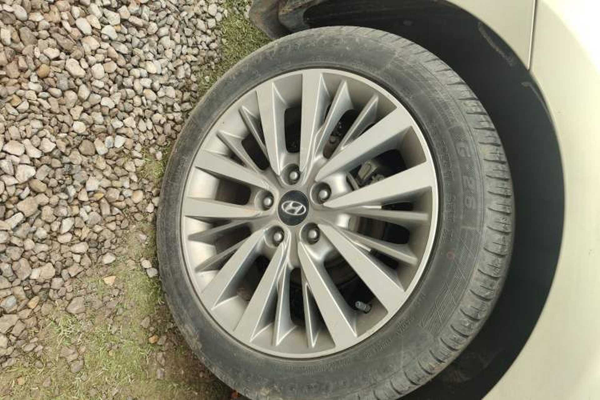 Used Hyundai Mistra 2017 1.8L Automatic Smart GLS China V Standard Right Rear Wheel Hub