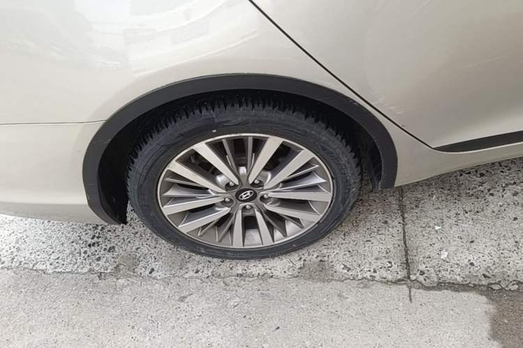 Used Hyundai Mistra 2017 1.6T Automatic Smart GLS China V Standard Right Rear Wheel Hub