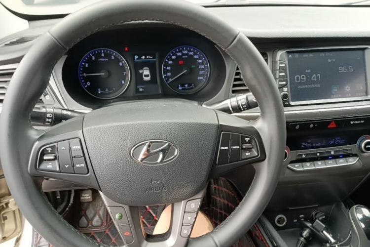 Used Hyundai Mistra 2017 1.8L Automatic Deluxe DLX Model China V Emission Standard Steering Wheel