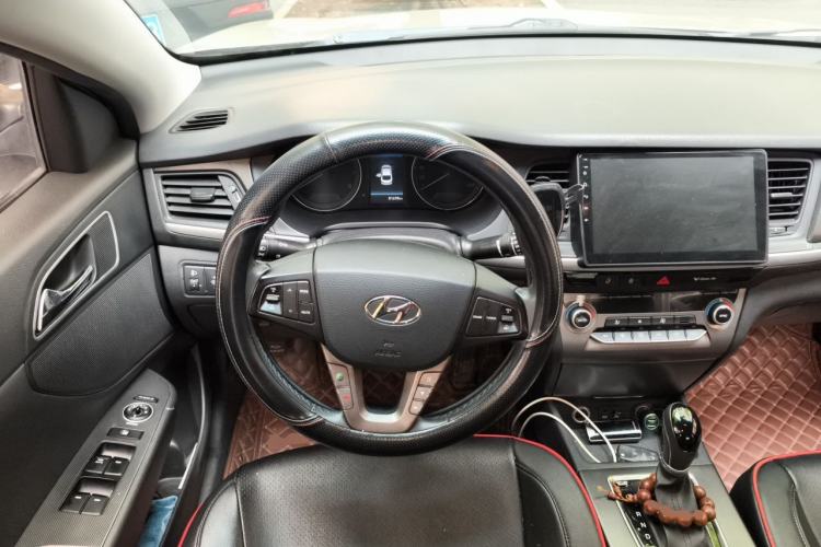 Used Hyundai Mistra 2017 1.8L Automatic Deluxe DLX Model China V Emission Standard Steering Wheel