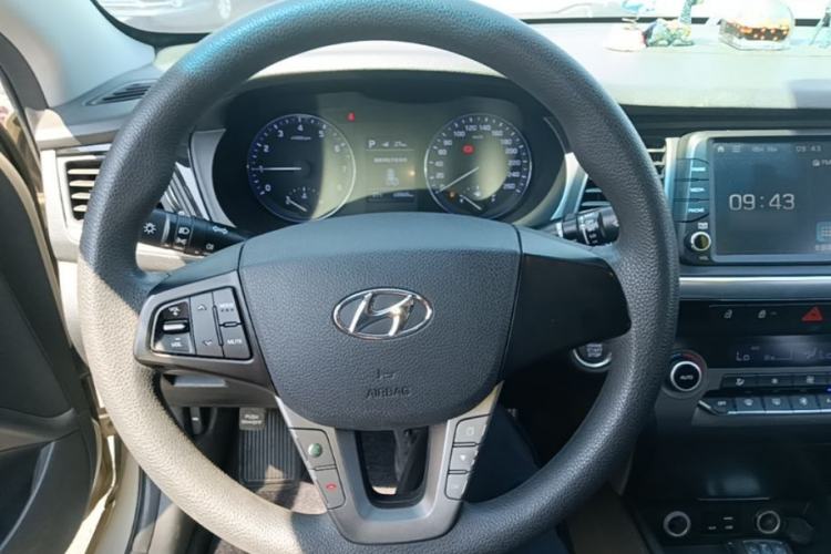 Used Hyundai Mistra 2017 1.6T Automatic Smart GLS China V Standard Steering Wheel