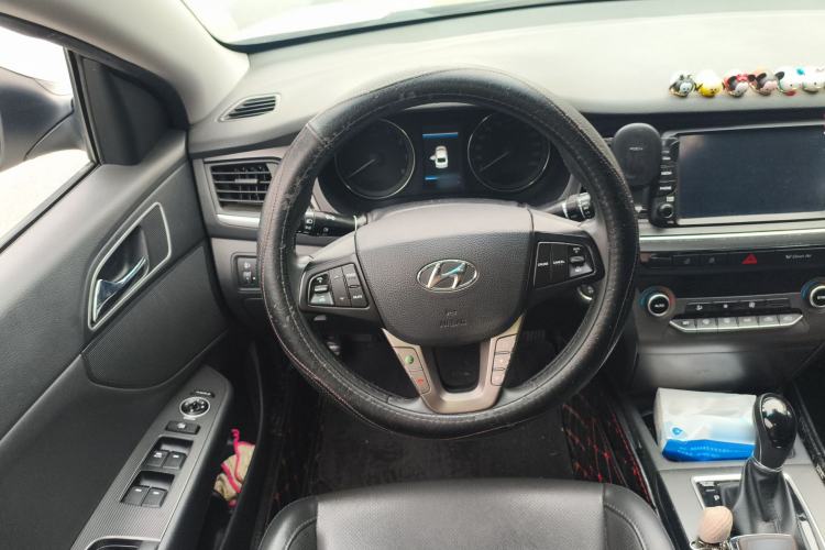 Used Hyundai Mistra 2017 1.8L Automatic Deluxe DLX Model China V Emission Standard Steering Wheel