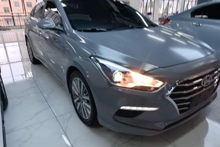 Used Hyundai Mistra 2017 1.6T Automatic Smart GLS China V Standard Front Right 45 Deg