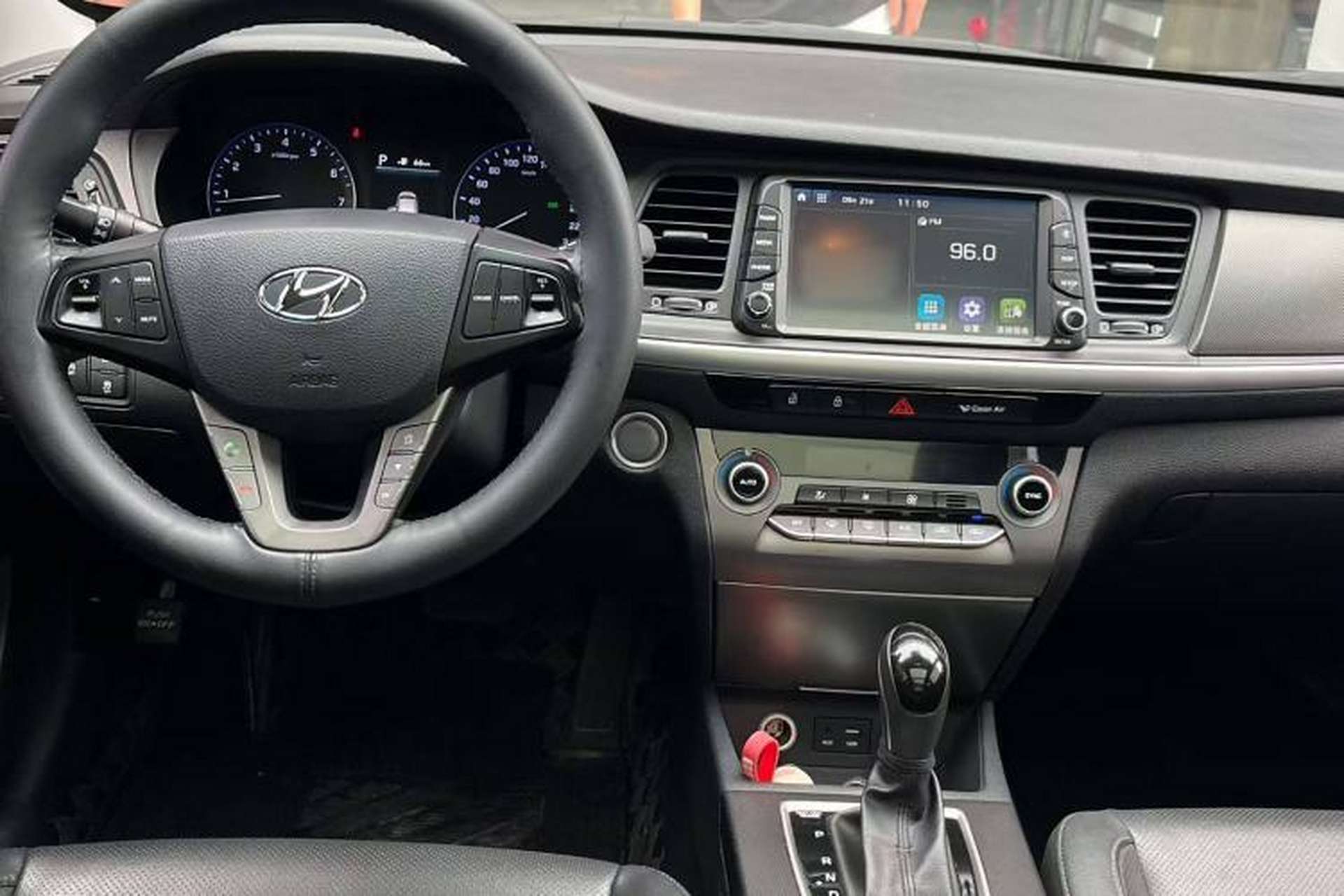 Used Hyundai Mistra 2017 1.8L Automatic Deluxe DLX Model China V Emission Standard Interior 1