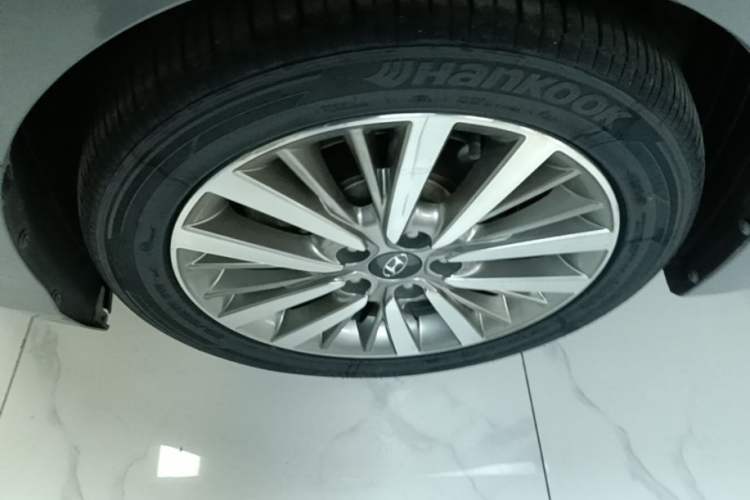 Used Hyundai Mistra 2017 1.6T Automatic Smart GLS China V Standard Left Front Wheel Hub