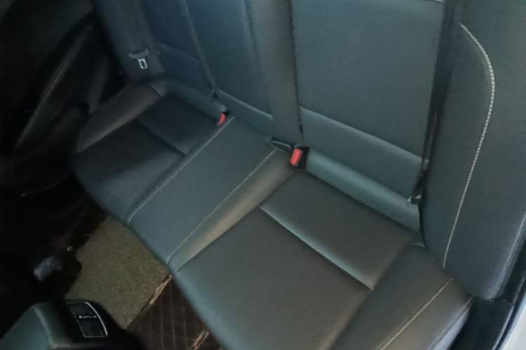 Used Hyundai Mistra 2017 1.6T Automatic Smart GLS China V Standard Left Rear Seat