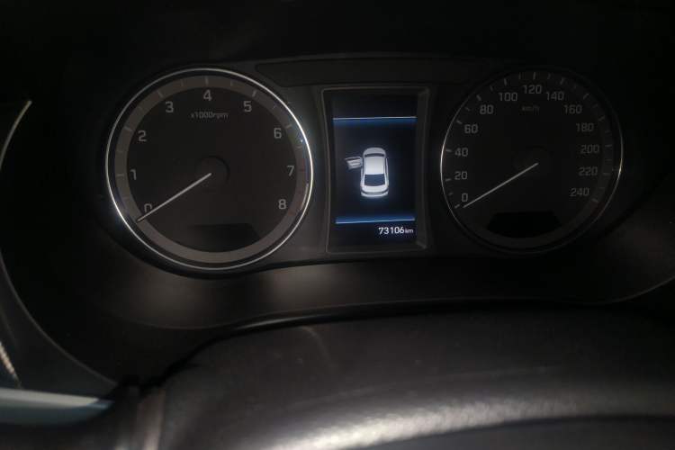 Used Hyundai Mistra 2017 1.8L Automatic Deluxe DLX Model China V Emission Standard Odometer Close Up