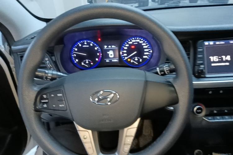 Used Hyundai Mistra 2017 1.6T Automatic Smart GLS China V Standard Steering Wheel