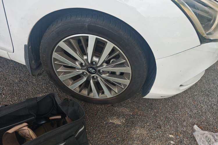 Used Hyundai Mistra 2017 1.6T Automatic Smart GLS China V Standard Right Front Wheel Hub