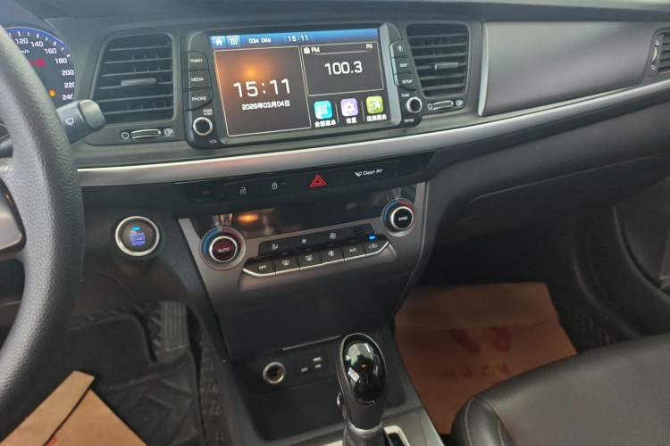 Used Hyundai Mistra 2017 1.8L Automatic Smart GLS China V Standard Audio And AC Panel
