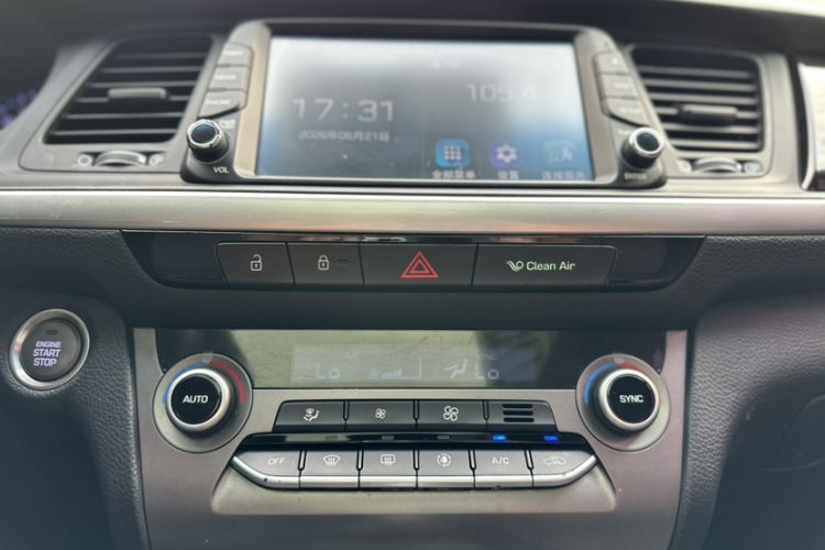Used Hyundai Mistra 2017 1.6T Automatic Smart GLS China V Standard Audio And AC Panel