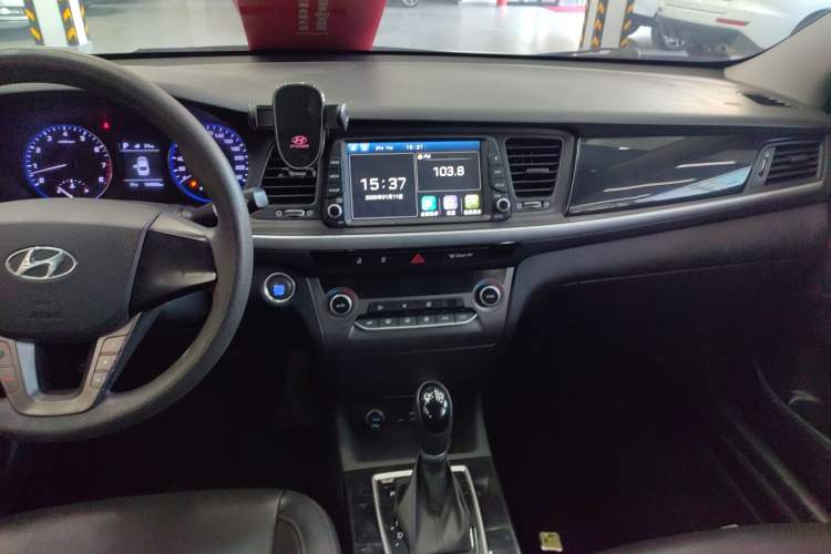 Used Hyundai Mistra 2017 1.8L Automatic Smart GLS China V Standard Audio And AC Panel