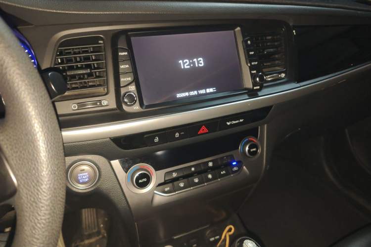 Used Hyundai Mistra 2017 1.8L Automatic Smart GLS China V Standard Audio And AC Panel