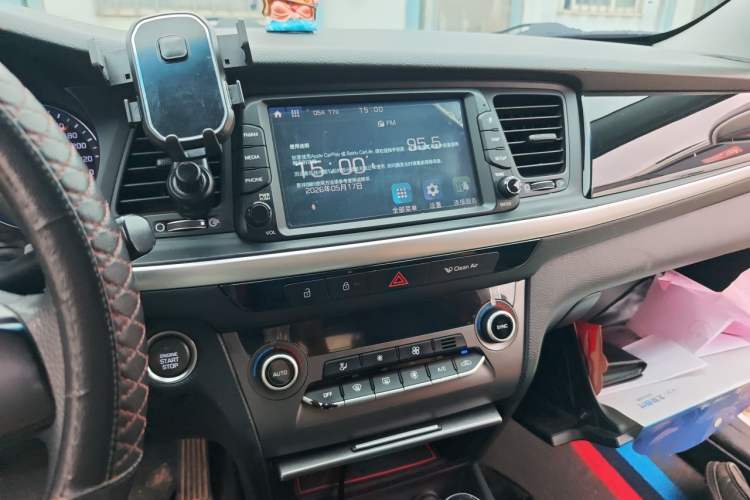 Used Hyundai Mistra 2017 1.6T Automatic Smart GLS China V Standard Audio And AC Panel