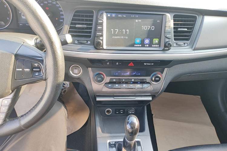 Used Hyundai Mistra 2017 1.8L Automatic Deluxe DLX Model China V Emission Standard Audio And AC Panel