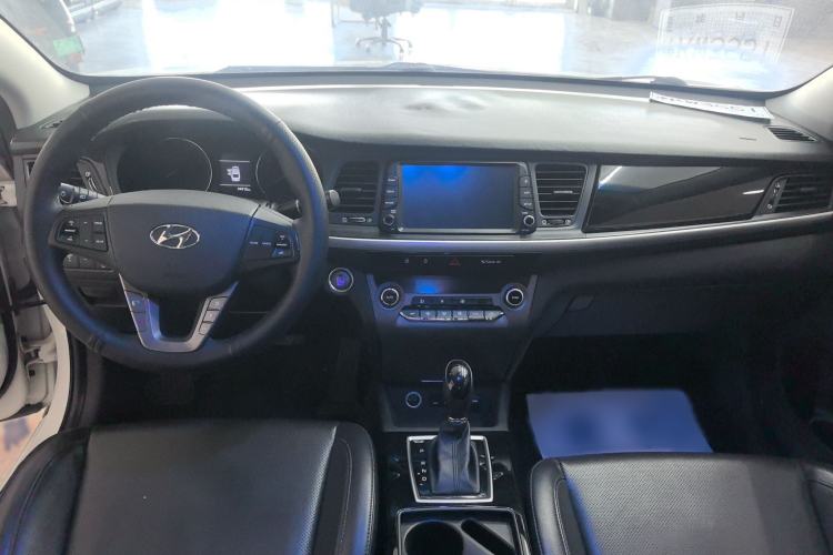 Used Hyundai Mistra 2017 1.8L Automatic Smart GLS China V Standard Audio And AC Panel